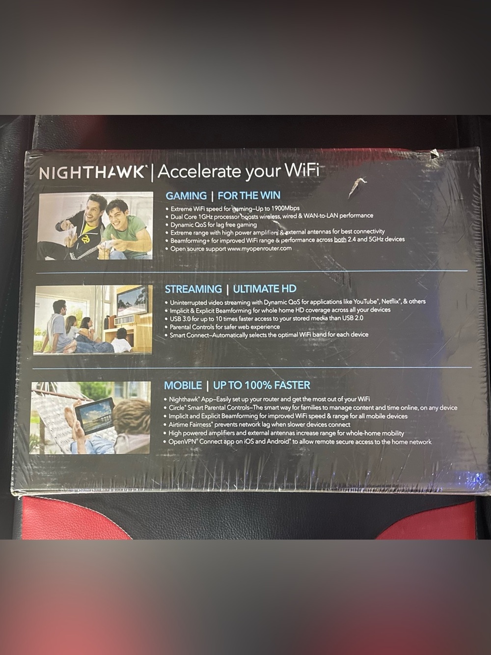 NETGEAR Nighthawk AC1900 Smart WiFi Router (Model R7000) - Picture 4 of 9